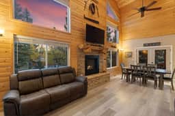 The Bear Tracks Lodge — 4BR Lodge for 14 | Hot Tub + Arcades + Pool Table + Fire Pit - Image 5