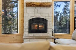 The Wolves Den Lodge | Hot Tub + Game Room Near Parks - Image 5