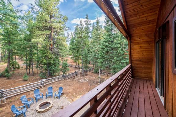 Remodeled A-Frame Cabin Near Bryce and Zion - Image 5