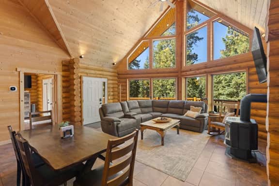 The Lazy Bear Lodge — Dog-Friendly Cabin with Hot Tub, Game Room & Central AC - Image 4